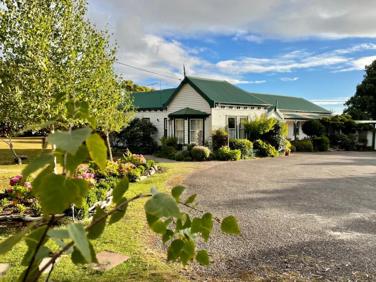 Strahan Wilderness Lodge Exterior foto